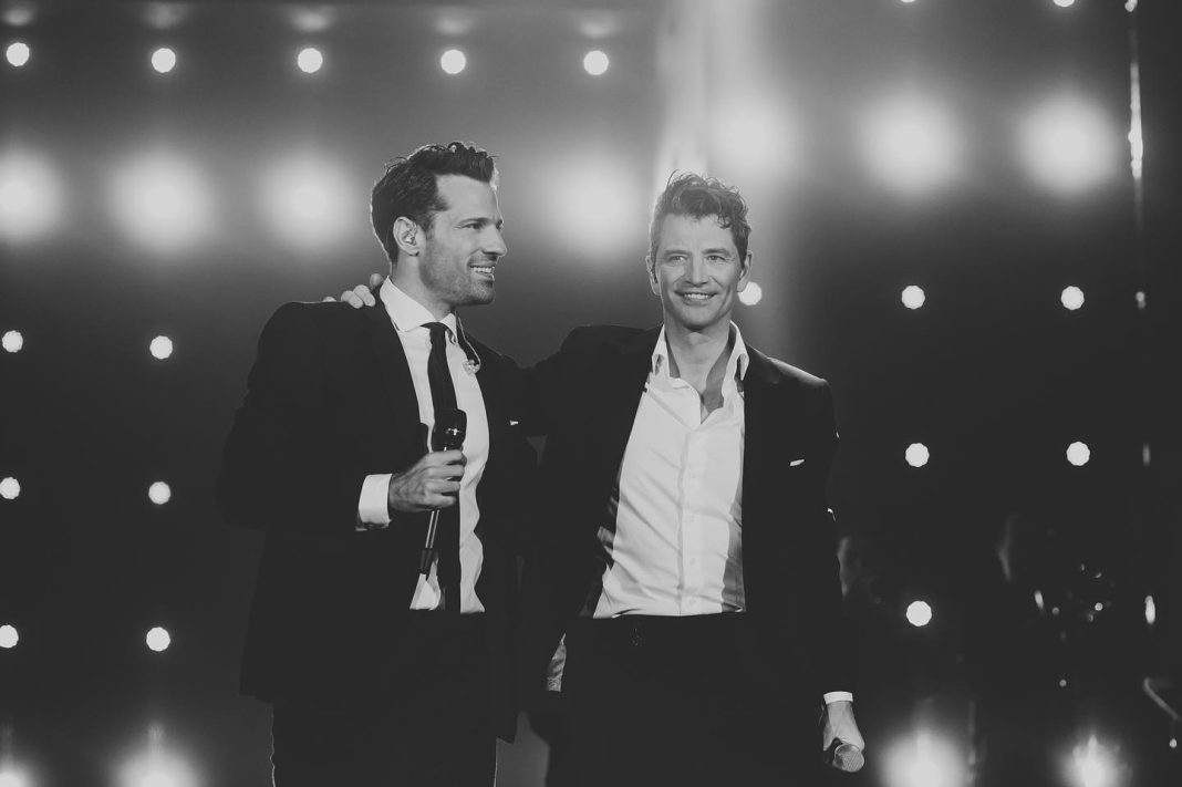 Σάκης Ρουβάς: Η έκπληξη του Κωνσταντίνου Αργυρού για τα γενέθλιά του