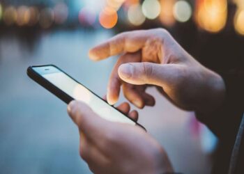 Τα 20 αντικείμενα που εξαφάνισαν τα κινητά τηλέφωνα από την καθημερινότητα μας