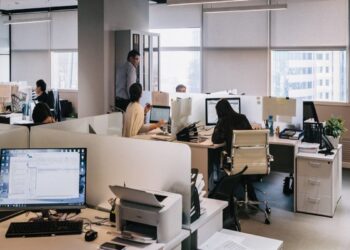 Με αυτά, βρίσκεις δουλειά, το πολύ σε έξι μήνες: Αυτά είναι τα τρία περιζήτητα πτυχία στην αγορά εργασίας