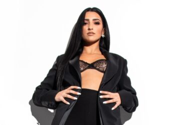 Αναστασία Οι “Αμαρτίες” της έγιναν το πρώτο διαμαντένιο λαϊκό single στην ιστορία της ελληνικής δισκογραφίας