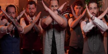 Ο Γιώργος Τσαλίκης έχει «Απωθημένα» με την Charis Savva