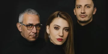 Οι Les Au Revoir διασκευάζουν το «Γιατί Φοβάσαι (From Souvenirs To Souvenirs)»