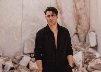 Πέτρος Ιακωβίδης: Το εντυπωσιακό video του «Αχ Καρδούλα Μου»