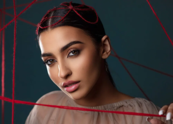 «Μη Μιλάς»: Η Αναστασία κυκλοφορεί το νέο τραγούδι της – Δείτε το video clip