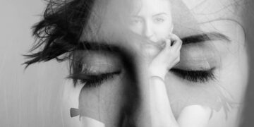 Ποιος λυπάται αληθινά από τα βάθη της καρδιάς του για ό,τι είπε, ή δεν είπε… για ό,τι έκανε ή δεν έκανε;