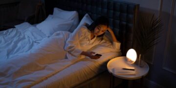 6 τροφές και ποτά που μπορούν να διαταράξουν το νυχτερινό ύπνο