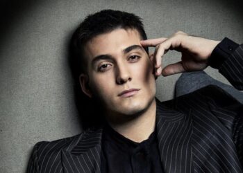 Γιώργος Κακοσαίος – «Σάββατο Βράδυ»: εντυπωσιάζει με ακόμα ένα τραγούδι του