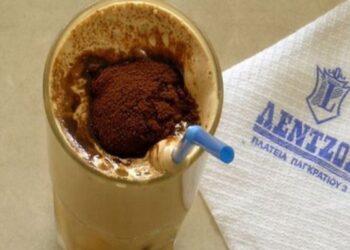 Λέντζος: Το επτασφράγιστο μυστικό του καλύτερου φραπέ στην Ελλάδα αποκαλύφθηκε 10 χρόνια μετά