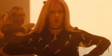 Ελένη Φουρέιρα – «Κόλλημα»: Κυκλοφόρησε το νέο της Music Video