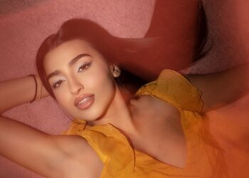 Αναστασία – «Όμορφη»: Κυκλοφορεί το νέο single και το EP «Ό,τι Μ’ Αρέσει»