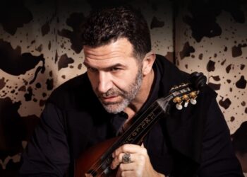 Ηλίας Παλιουδάκης – «Κόρη Ενός Θεού»: Ένα συναισθηματικό τραγούδι για την σειρά «Σασμός»