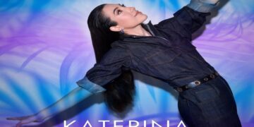 Στίχοι – Lyrics : Κατερίνα Κακοσαίου – Κοίτα Μη Μου Φύγεις