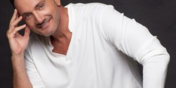 Χρήστος Μενιδιάτης – Δεν Προσκύνησα