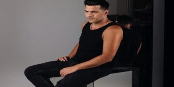 Στίχοι – Lyrics: Θοδωρής Φέρρης – Το Παίρνω Πάνω Μου