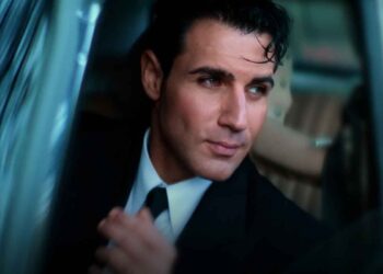 Πέτρος Ιακωβίδης – Με Συγχωρείτε