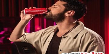 Στίχοι Κωνσταντίνος Αργυρός – Το Πάρτυ (Θα Έχει Το Όνομά Σου)