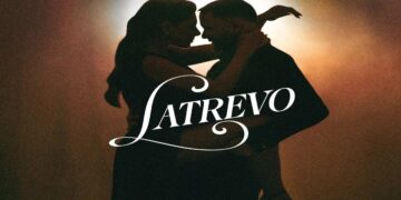 Στίχοι Κωνσταντίνος Χριστοφόρου & Έλενα Παπαρίζου – Λατρεύω